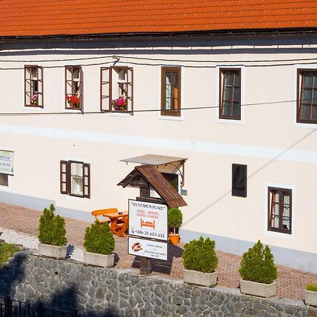 Apartma Na Starem Placu Idrija Exterior foto
