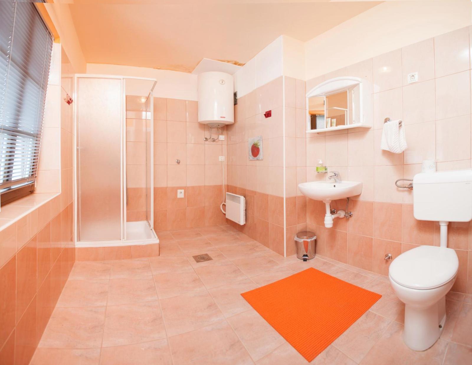 Apartma Na Starem Placu Idrija Exterior foto